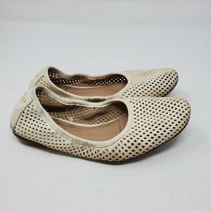 Tory Burch size 6 Whittaker Ivory Ballet Flat